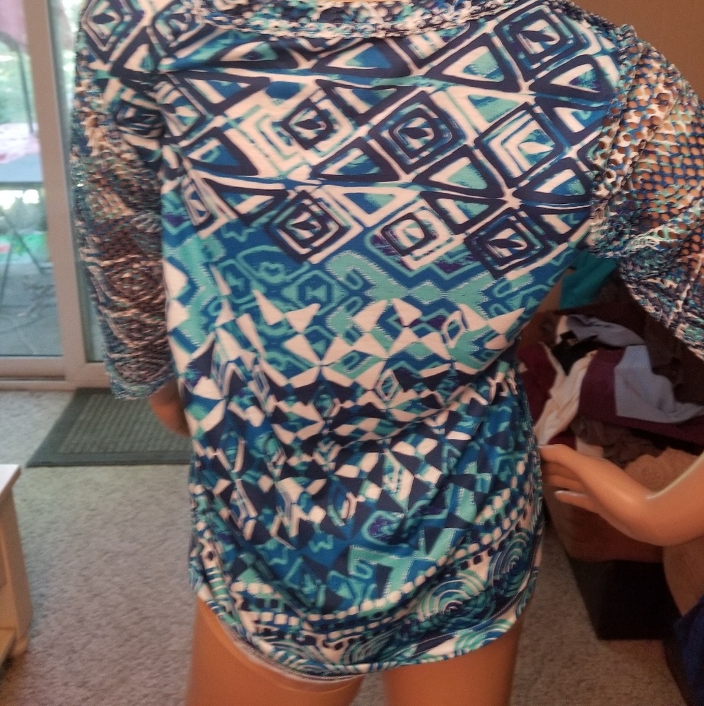 SHIRT - Picture 2 of 3